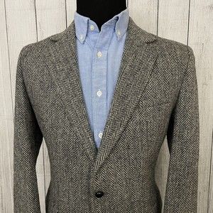 Vintage Harris Tweed 42R Grey Herringbone Wool 2-Button Single-Vent Sports Coat